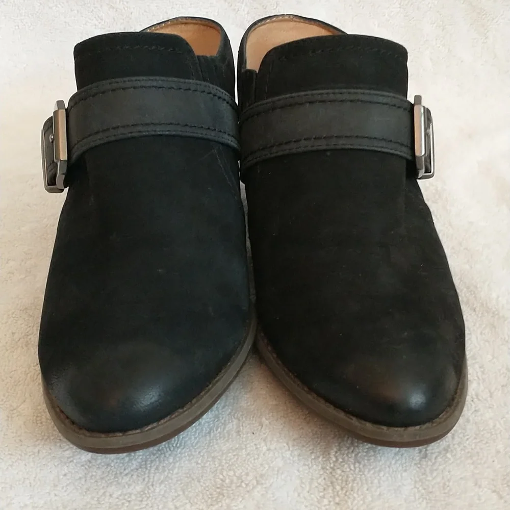 Vionic Black Suede Cheyenne‎ Mule Bootie With Adjustable Strap, Women's Size 8.5